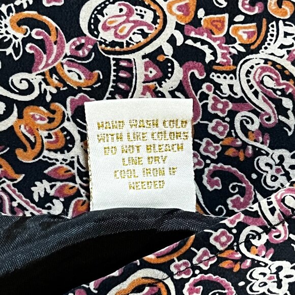 Versatile Vtg Silk Brown S Shell Paisley Top Quiet Luxury, Granny core Boho Chic - Picture 7 of 8